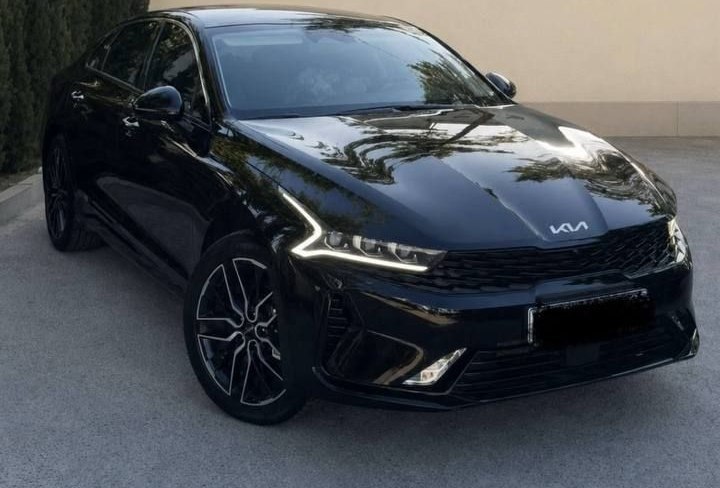 Kia K5 8-позиция